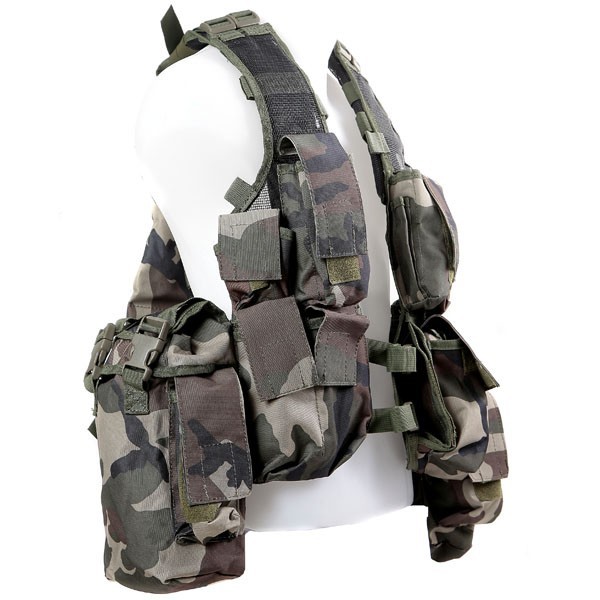 Swiss Arms Cargo Tactical Vest (Woodland)